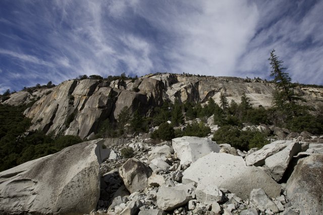 Enthralling Landscape of Yosemite: Rocky Peak Amidst Wilderness