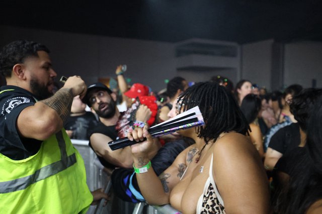 Crowd Surges at Wobbleland 2026 Bass Festival