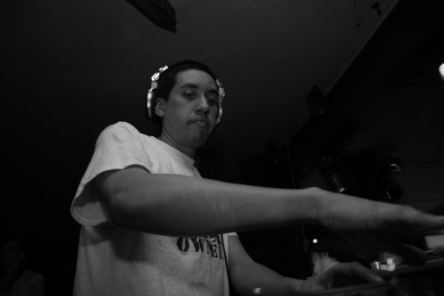 DJ Raul R's electrifying performance