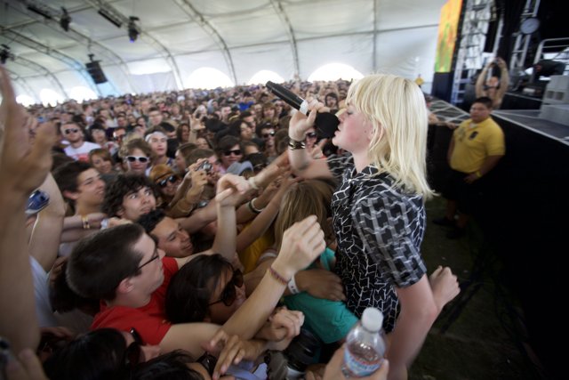 Woman with Blonde Hair Takes Coachella by Storm