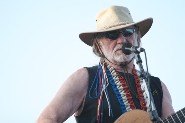 Willie Nelson's Acoustic Set Amidst the Coachella Sky