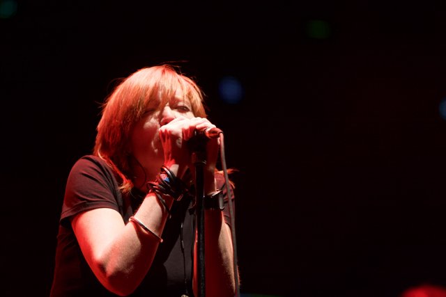 Red-haired Singer Belted Out Hits at Coachella 2008