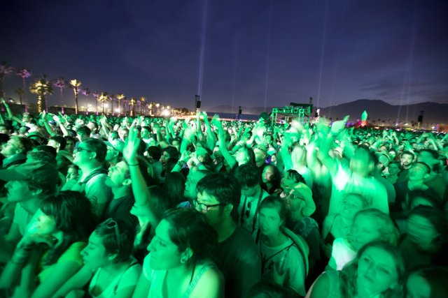 Green Lights and a Thrilling Concert Crowd