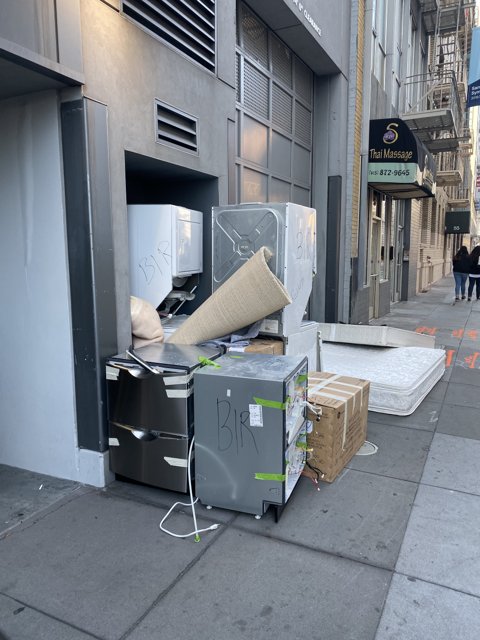 Sidewalk Dumping in the City