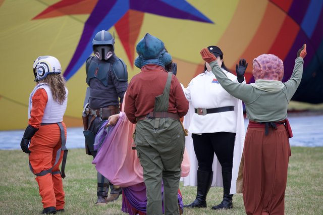Star Wars Cosplayers Wave Before Hot Air Balloon
