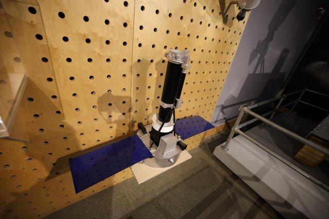 Telescope Exhibit at Chabot Space and Science Center