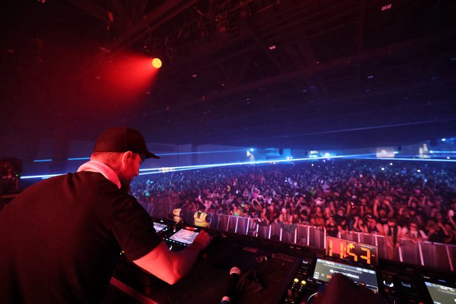 DJ Commands Massive Crowd at Wobbleland Festival 2026