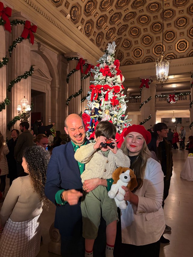 Family Christmas Portrait in Grand Historic Hall