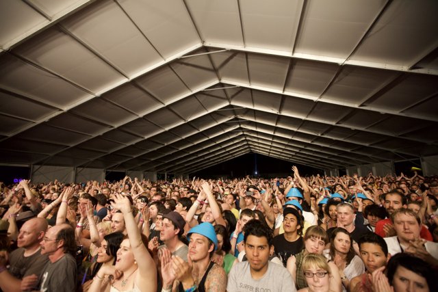 Epic Crowd at Coachella 2010
