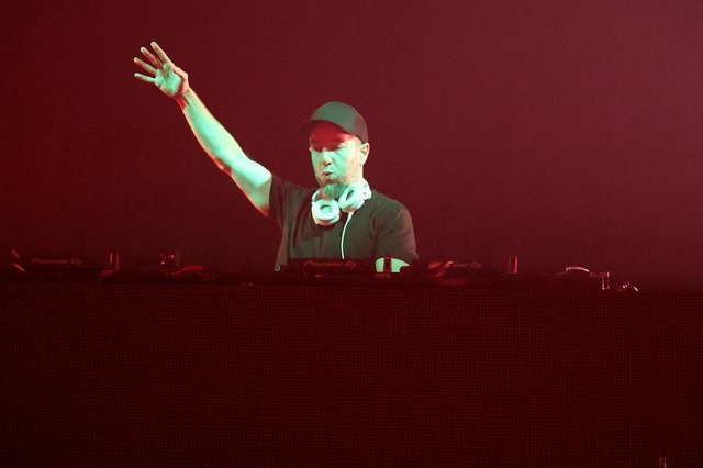 DJ Commands the Stage at Wobbleland 2026