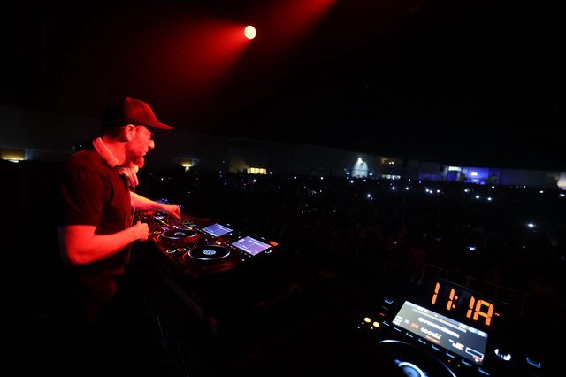 DJ Commands Massive Crowd at Wobbleland 2026