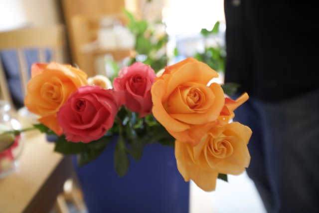 Beautiful Rose Flower Arrangement at the Hertz Wedding