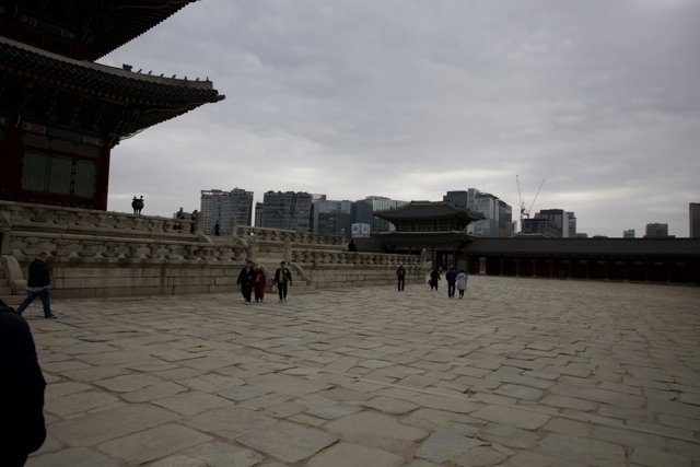 Walkway Wonders in Korea - An Urban Glimpse 2024