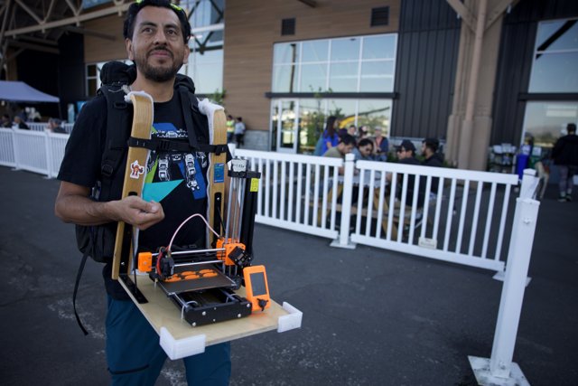 Maker at Work: Portable Innovation