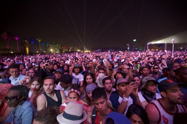 Crowd Vibes: Coachella Music Festival 2014