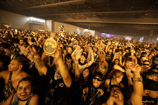 Massive Crowd Energy at Wobbleland 2026 Festival
