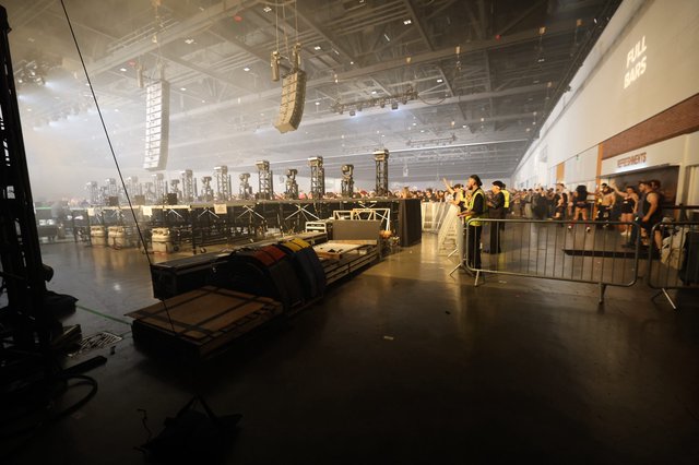 Behind the Barricade: Wobbleland 2026 Stage Left