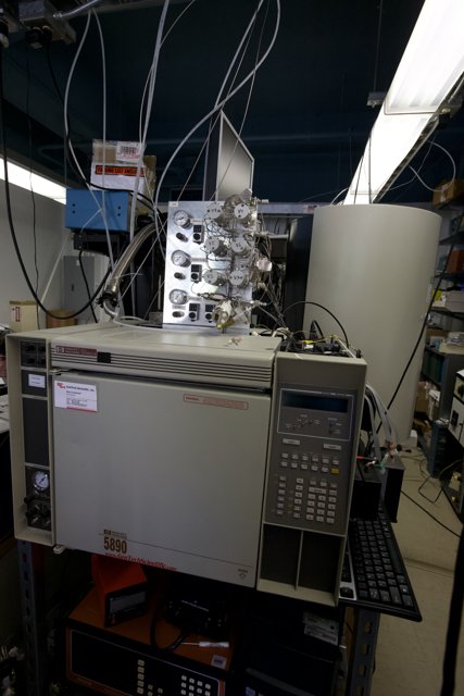 Cutting-Edge Electronics in a High-Tech Lab