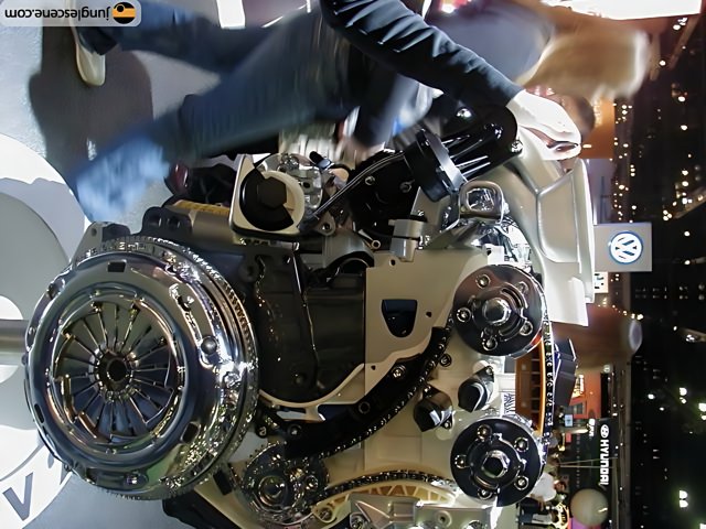 Volkswagen Engine on Display at the LA Auto Show