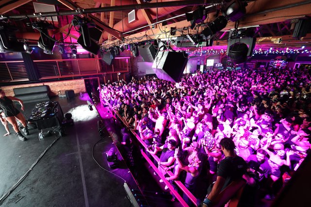 Massive Crowd Erupts at Wobbleland 2026 Bass Festival