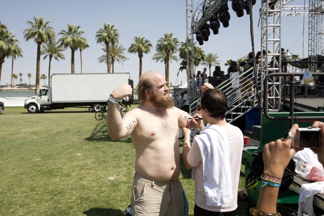 Coachella 2008: Tim Harrington Rocks the Stage Shirtless
