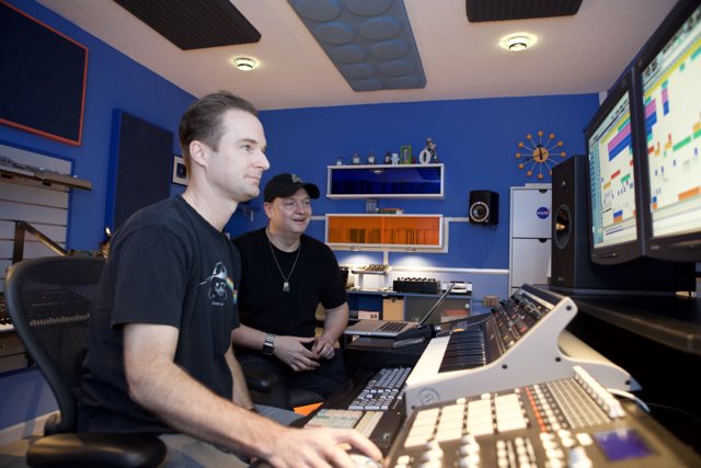Behind the Scenes at 2010/DJ Dan Q Uberzone Recording Studio
