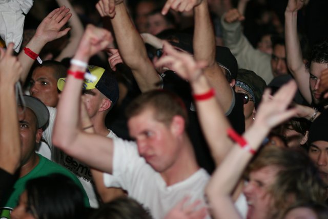 Urban Nightlife Concert: Hands in the Air