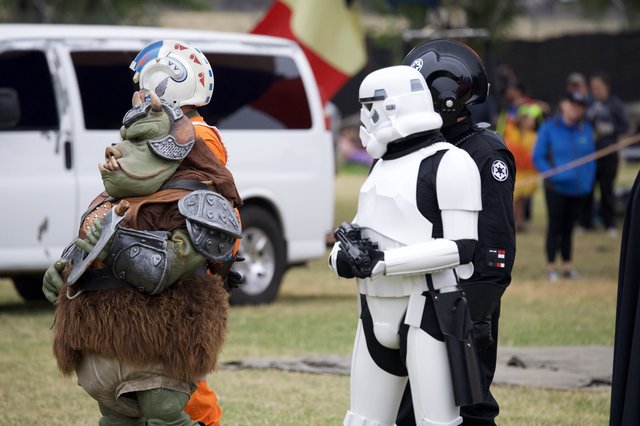 Star Wars Cosplayers Face Off at Balloon Festival