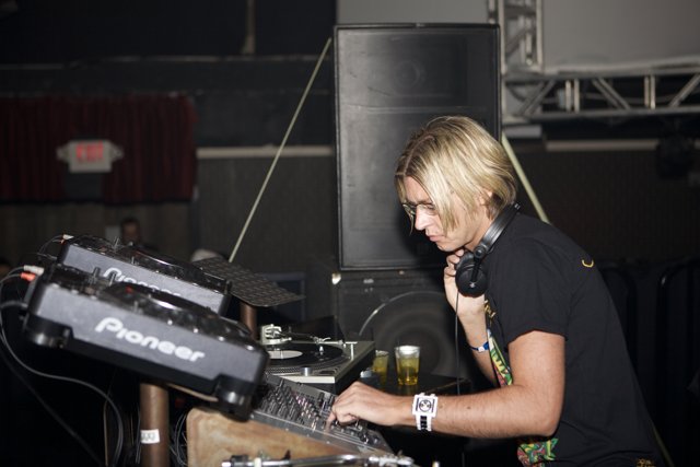DJ Set at Funktion Nightclub