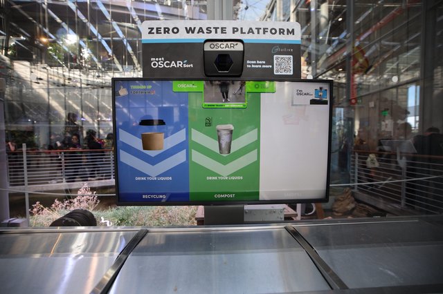 Oscar Smart Waste Sorting Station in Modern Building
