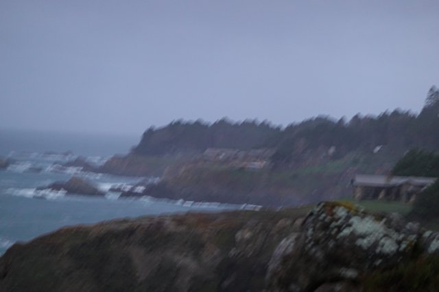 Cliffside View of the Majestic Pacific Ocean