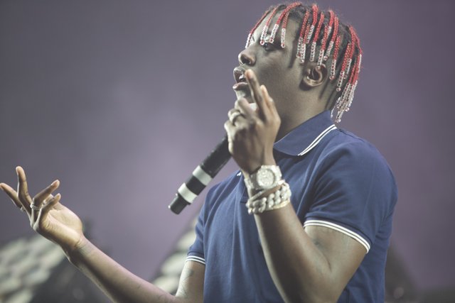 Lil Yachty rocks the stage with his fiery hair
