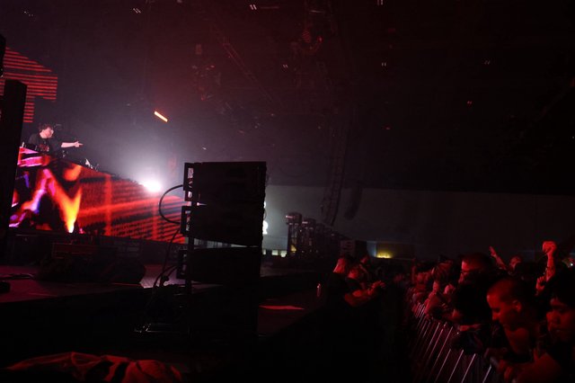 DJ Electrifies the Crowd at Wobbleland 2026