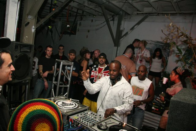 DJ SS Mixing Up the Night