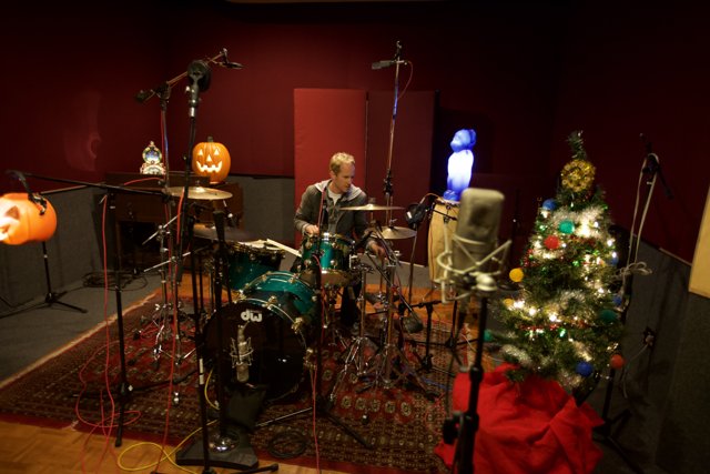 Drumming to the Beat of Christmas