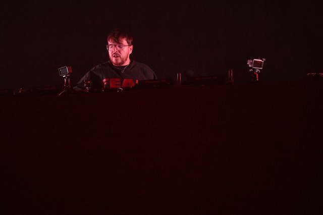 DJ Performs Under Red Light at Wobbleland 2026