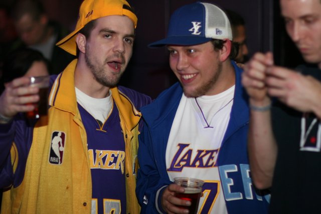 Lakers fans in the pub