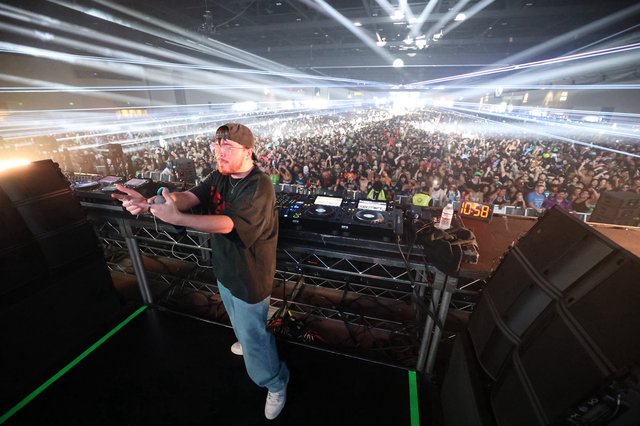 DJ Commands Massive Crowd at Wobbleland 2026