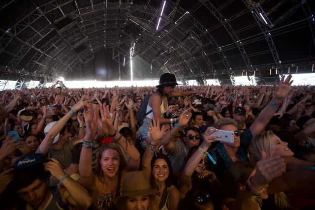 Grooving with the Crowd at Coachella 2016