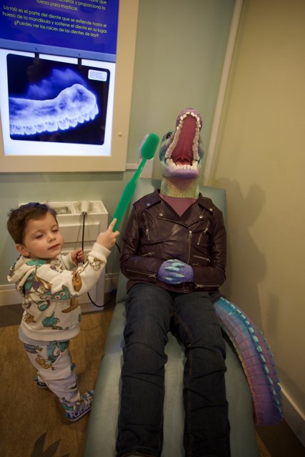 Dino Dentist in Training