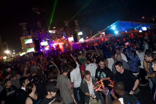 Nocturnal Beats: A Captivating Nightlife Experience