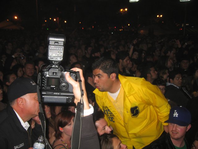 Capturing the Crowd