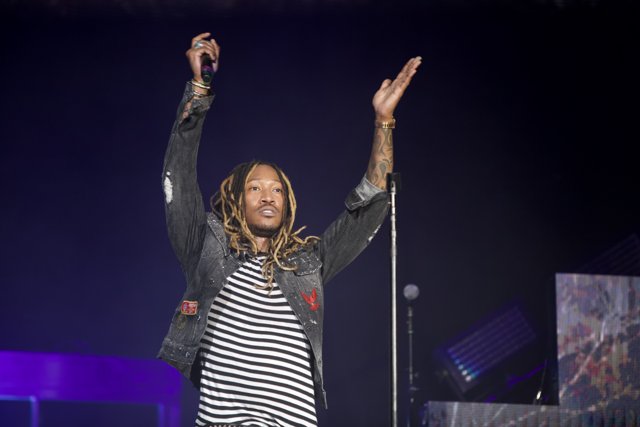 Wiz Khalifa lights up the O2 Arena in London