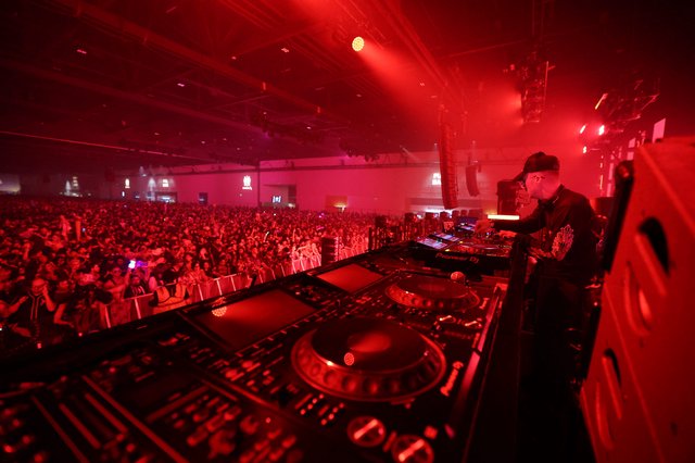 DJ Commands Massive Crowd at Wobbleland 2026