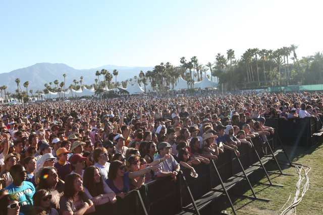 Coachella 2009: The Roaring Crowd