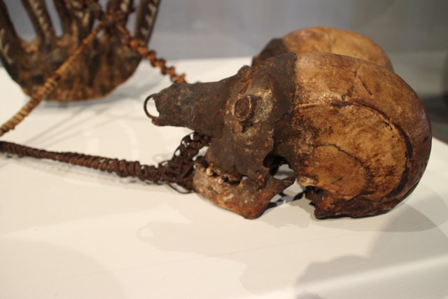 Rusty Skull with Chains