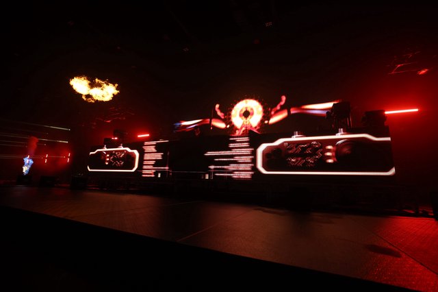 Pyrotechnic Fire and Lasers at Wobbleland 2026