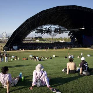 Relaxing Afternoons at Coachella 2024: A Field of Fans and Music