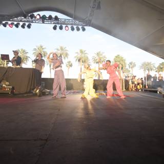 Coachella 2008: Group Dancing on Stage