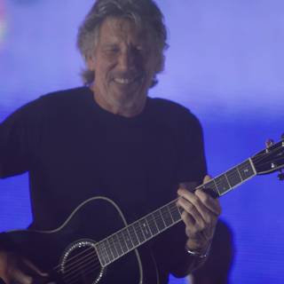 Roger Waters' Acoustic Performance